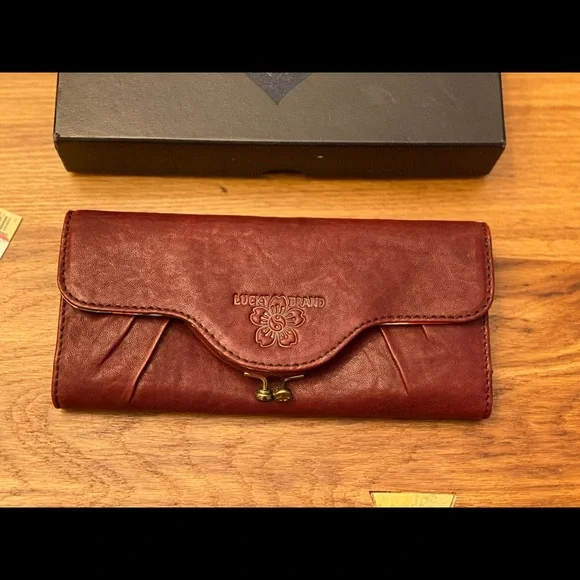 wallet - Picture 3 of 8